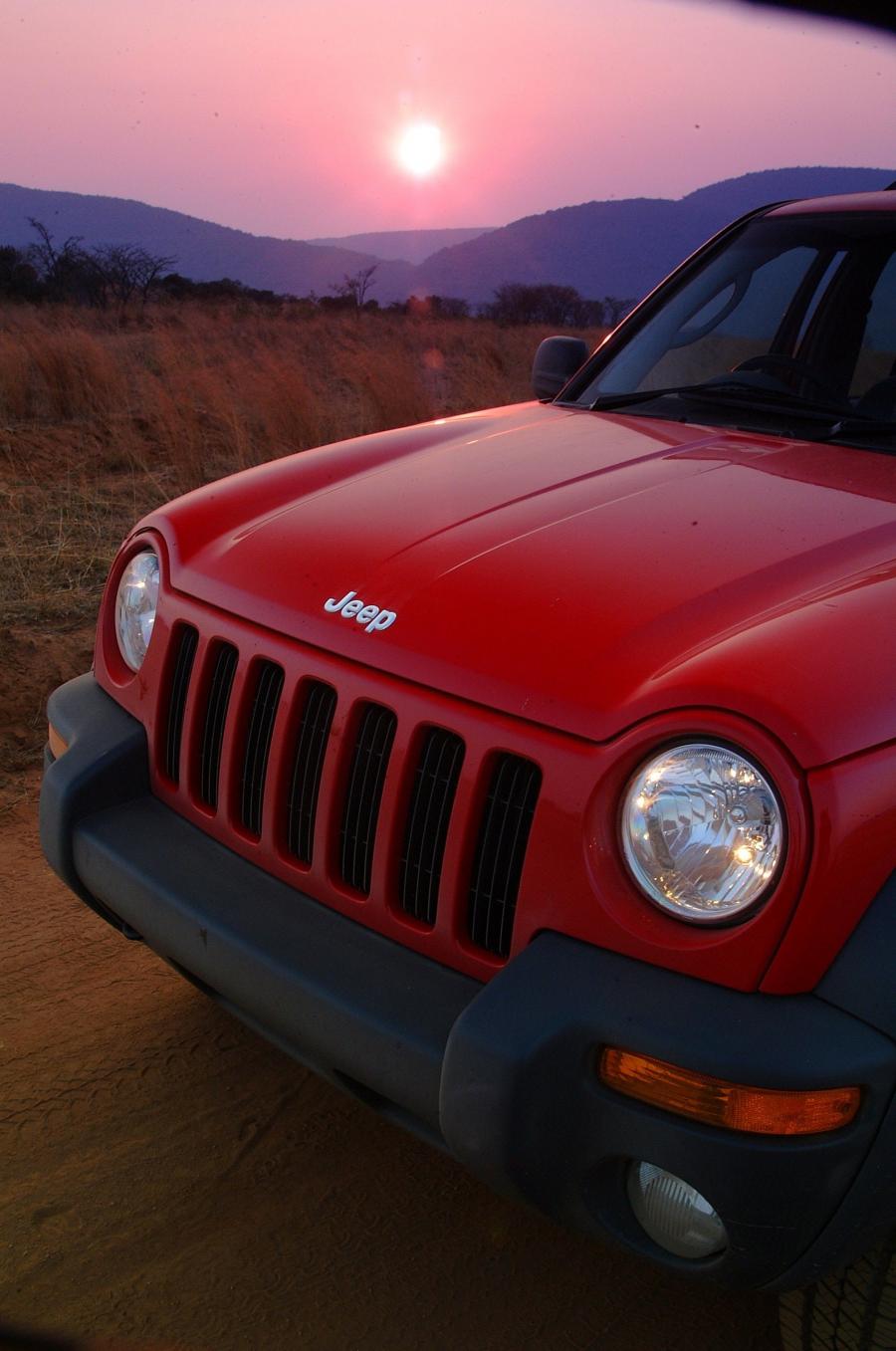  Jeep Cherokee 2002 года  (фото 113 из 130)